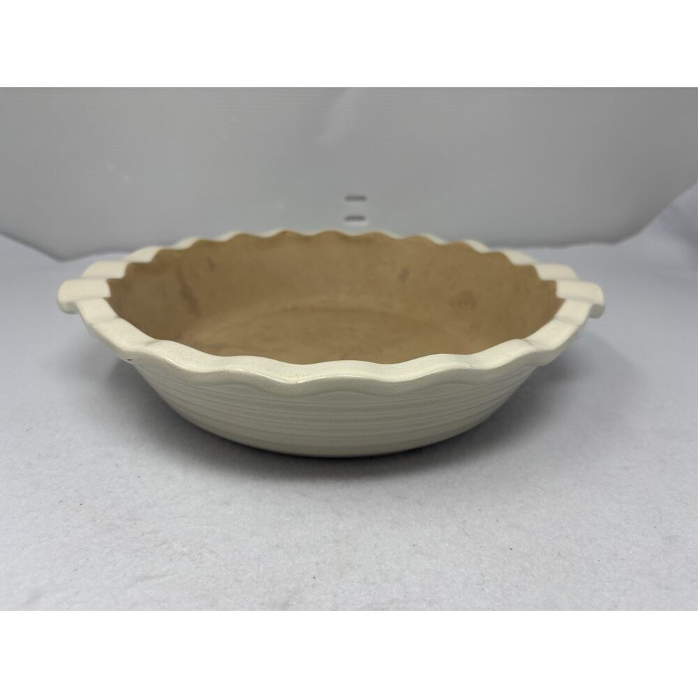 Pampered Chef Vanilla 9" Discontinued Deep Dish Stoneware Pie Plate‎ Fluted